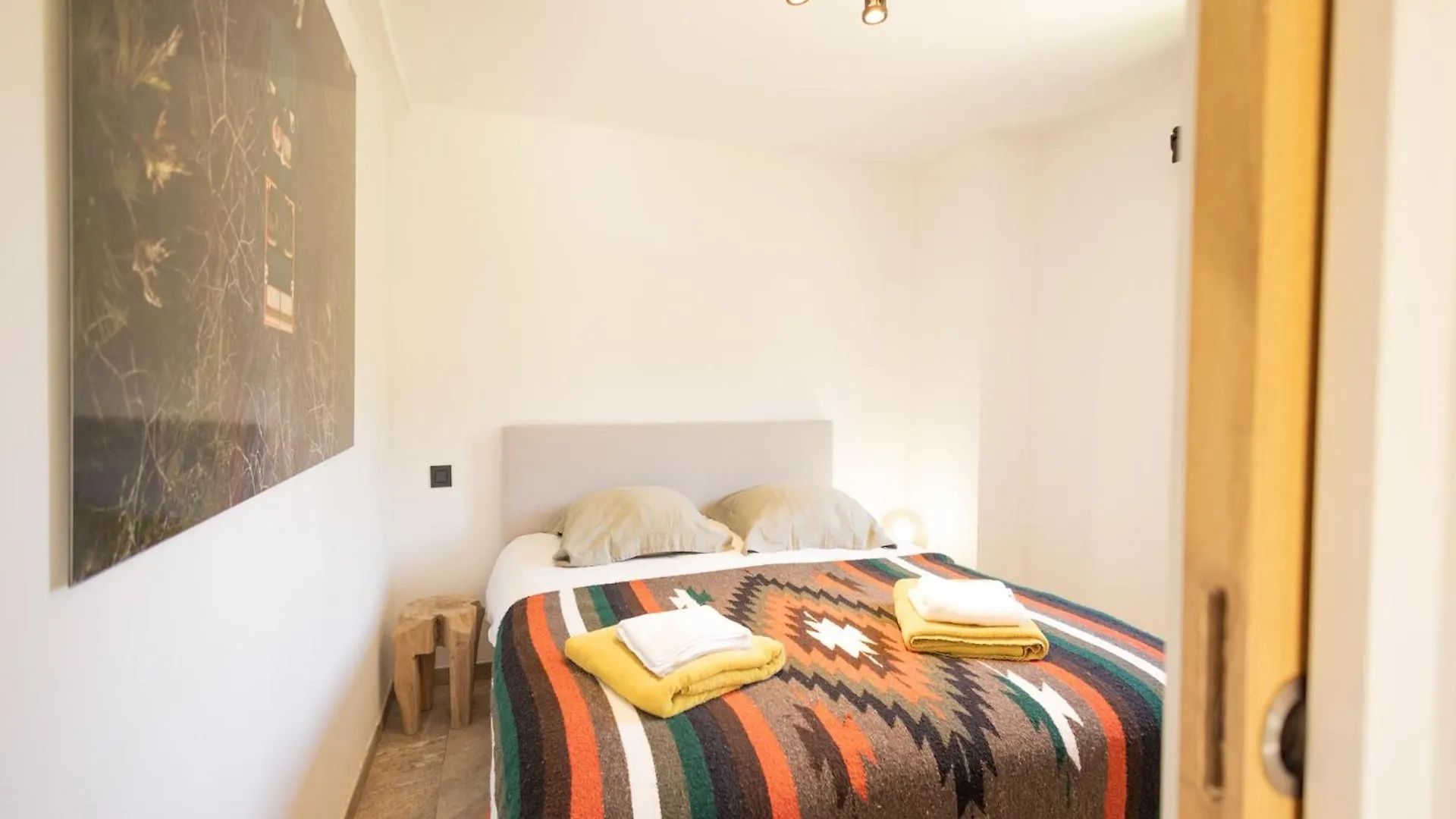 Spacious Holiday Home With Shared Pool Peyrusse-Grande